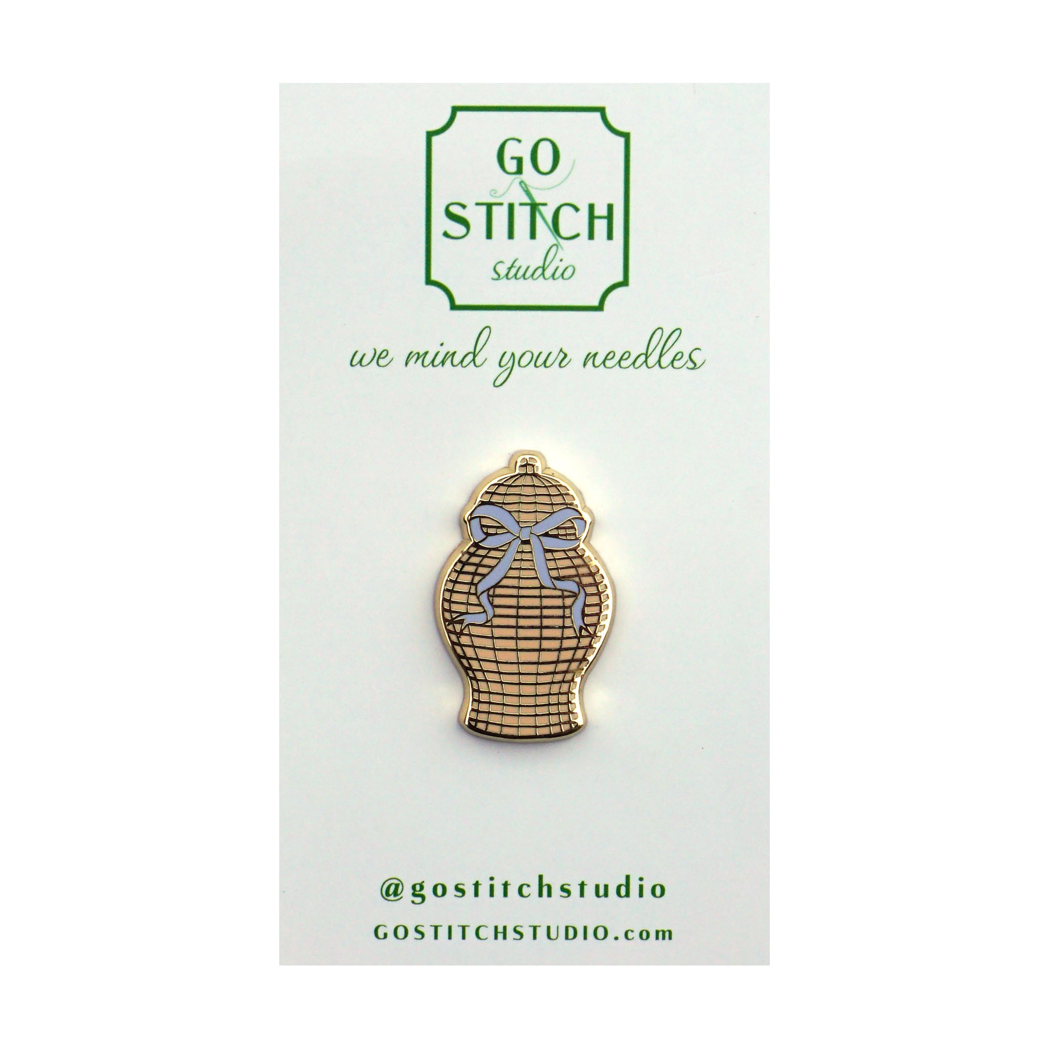 Rattan Ginger Jar Needle Minder