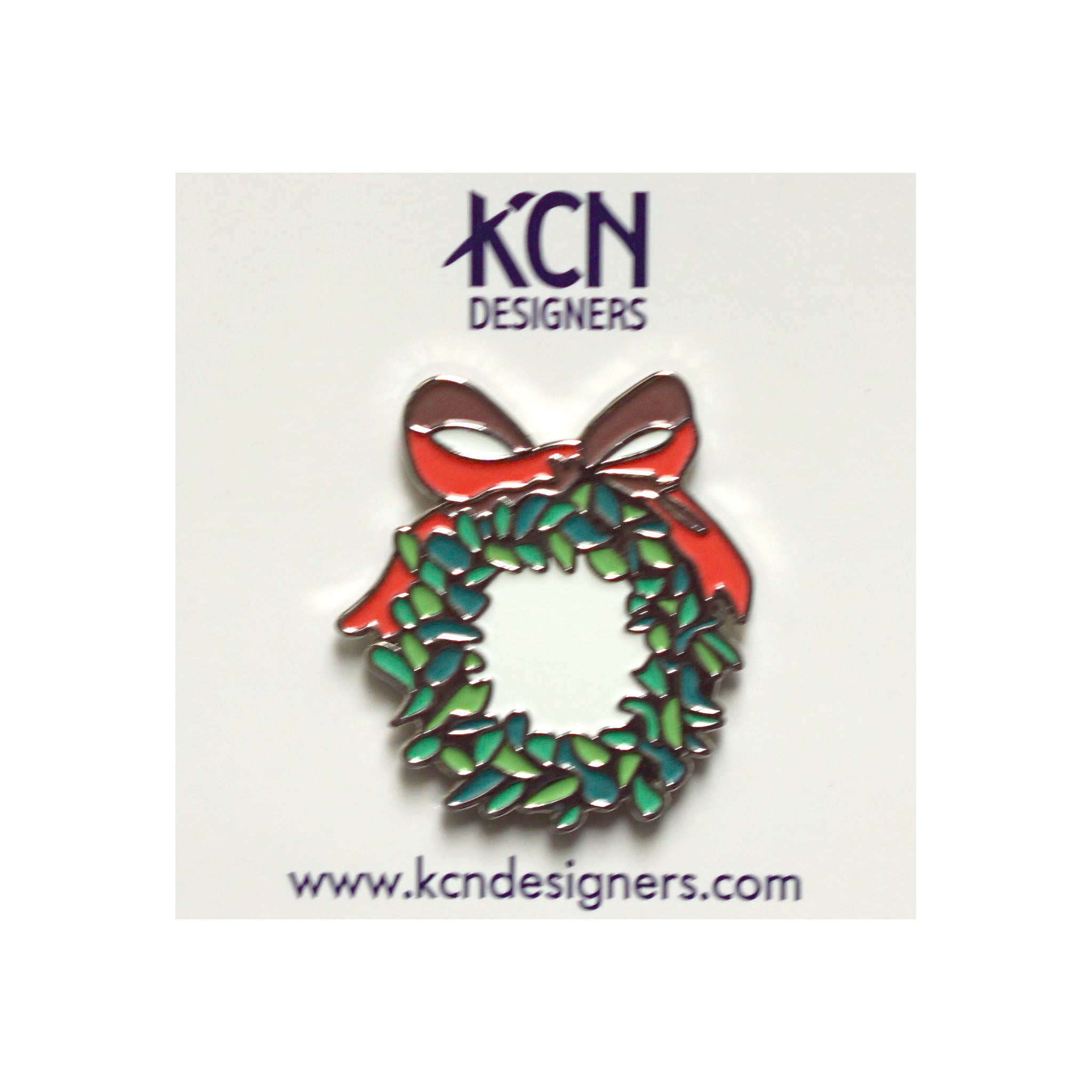 Wreath with Red Bow Needleminder